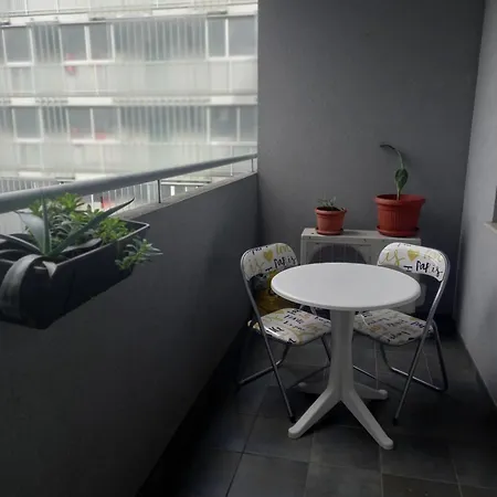 Cozy Next To Sky Tower Apartment Zagreb