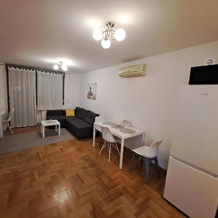 Cozy Next To Sky Tower Zagreb