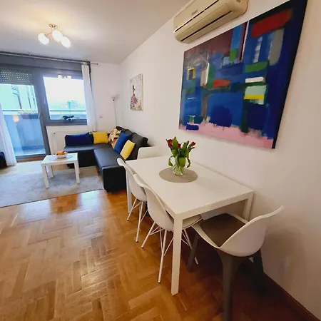 Cozy Next To Sky Tower * Zagreb